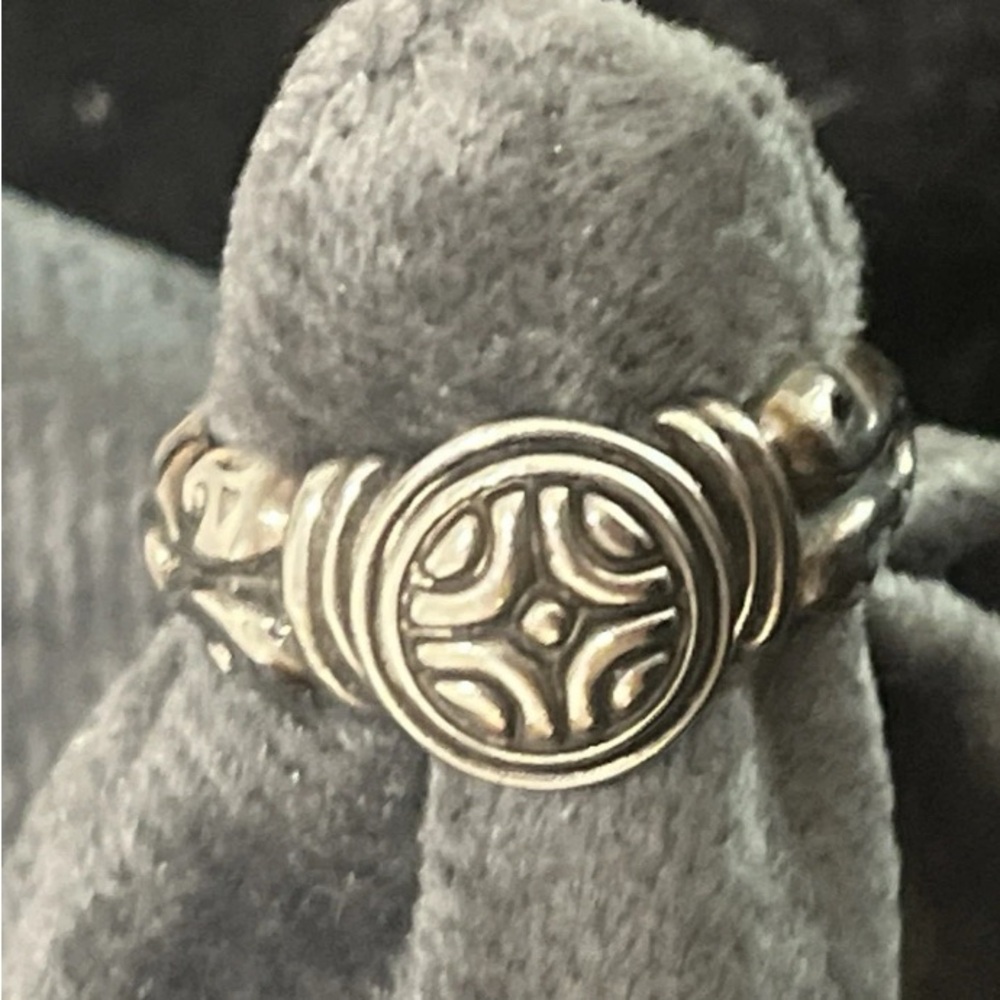 . 925 Designer Bali dome ring size 7.75.
